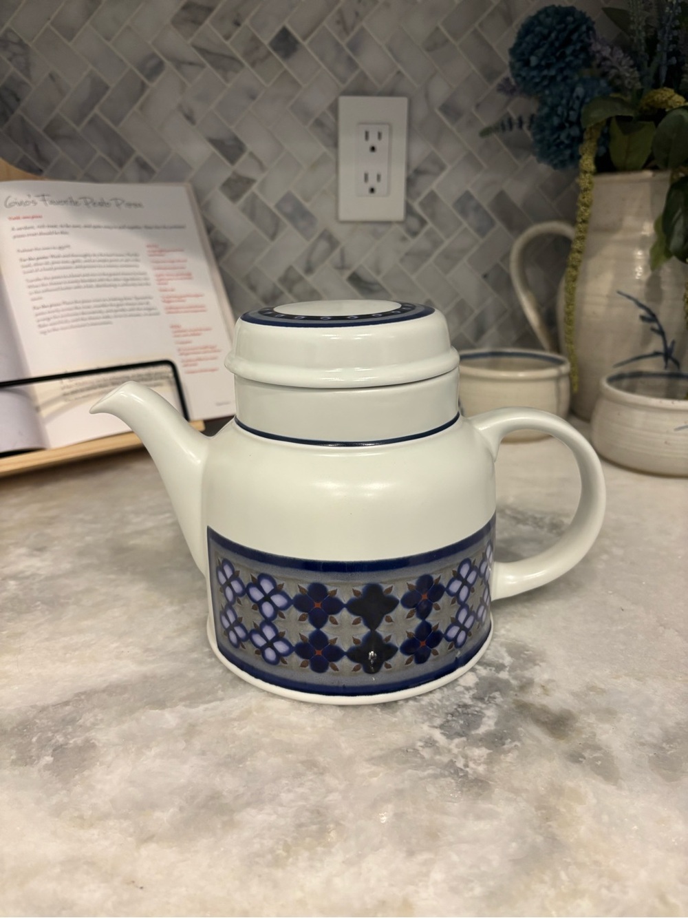 Vintage Royal Dalton Tangier (LS1005) production started 1973 English Stoneware